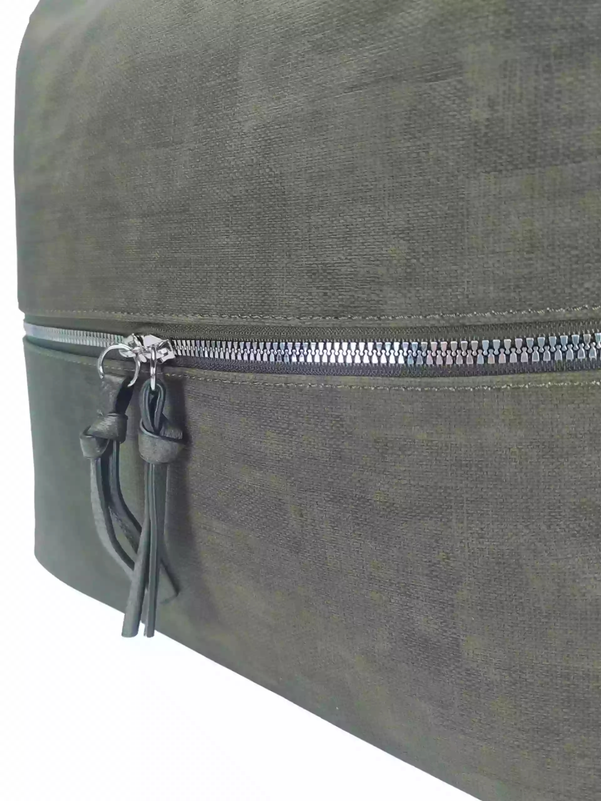 Moderní khaki kabelko-batoh z eko kůže, Tapple, H190010, vnitřní polstrování kabelko-batohu