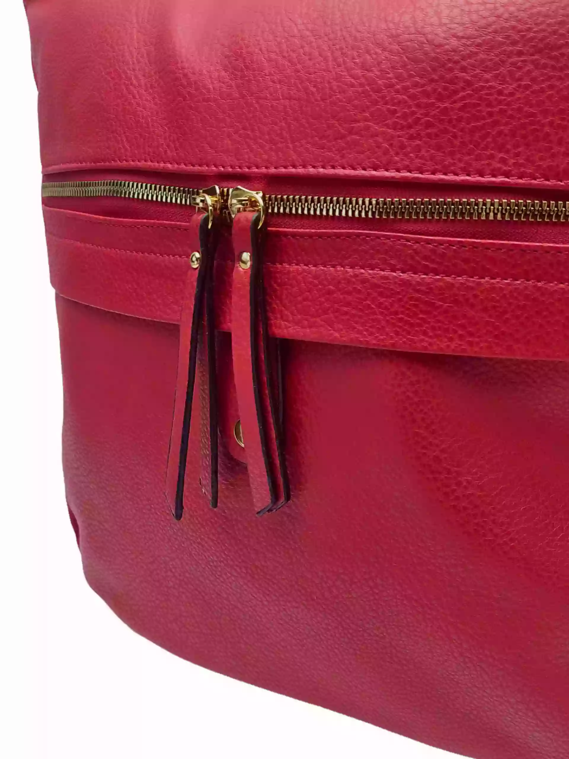 Velký tmavě červený kabelko-batoh 2v1 s kapsou, Int. Company, H23, detail kabelko-batohu 2v1