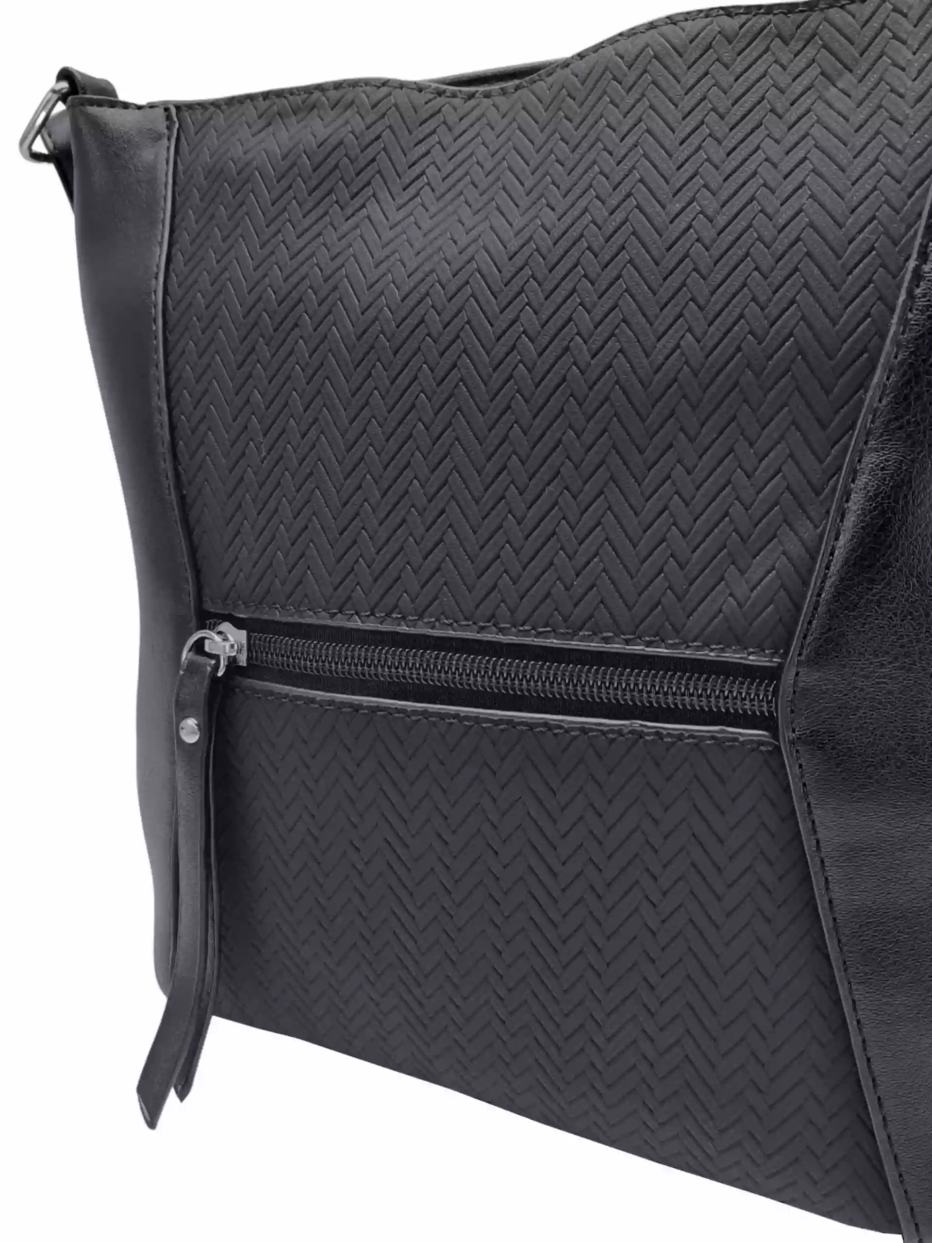 Stylová černá crossbody kabelka se slušivým vzorem, Rosy Bag, NH8139, detail crossbody kabelky