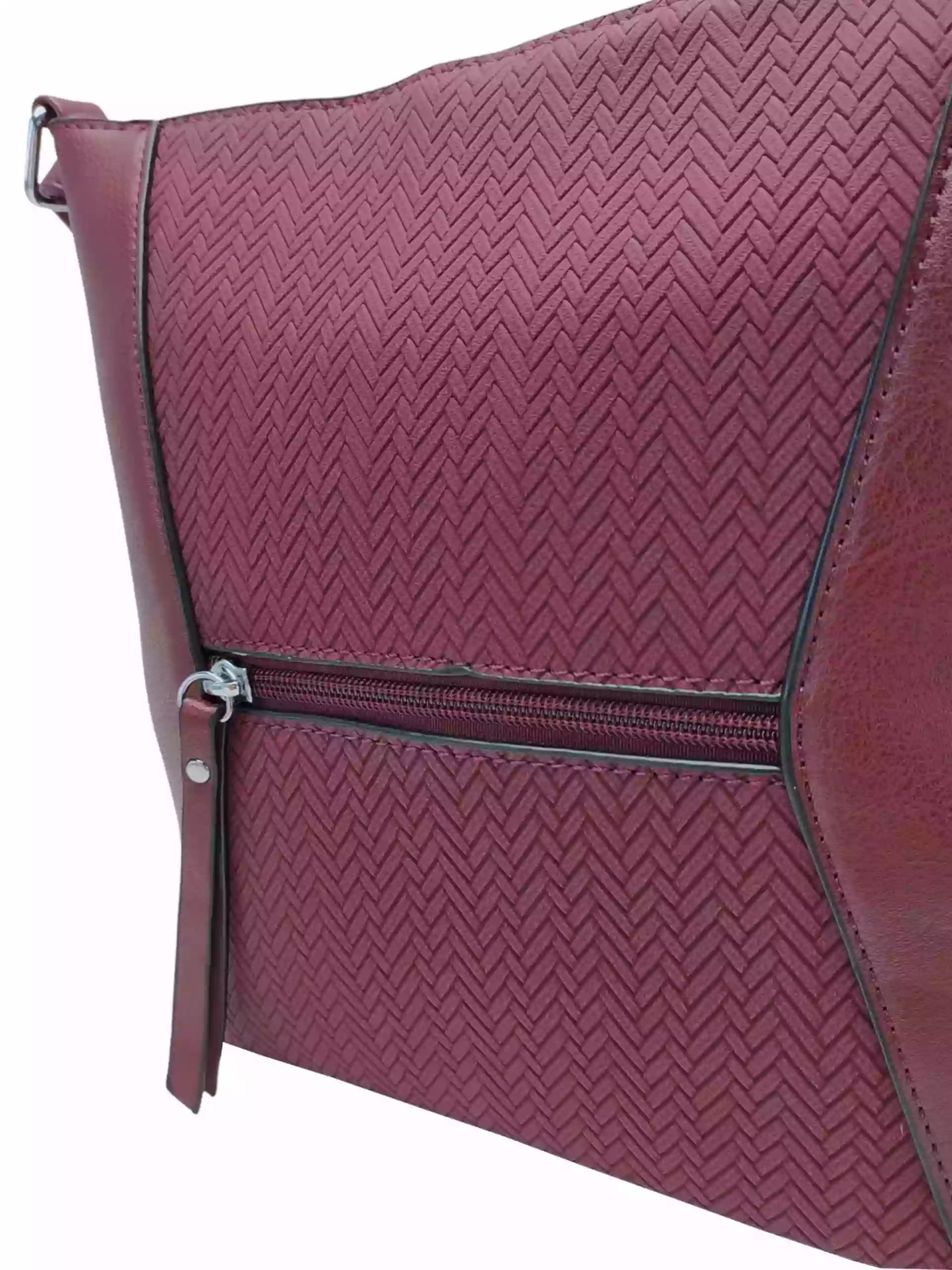 Stylová vínová/bordó crossbody kabelka se slušivým vzorem, Rosy Bag, NH8139, detail crossbody kabelky