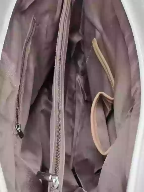 Bílá dámská kabelka přes rameno se vzory, Tapple, H17224, vnitřní uspořádání kabelky přes rameno