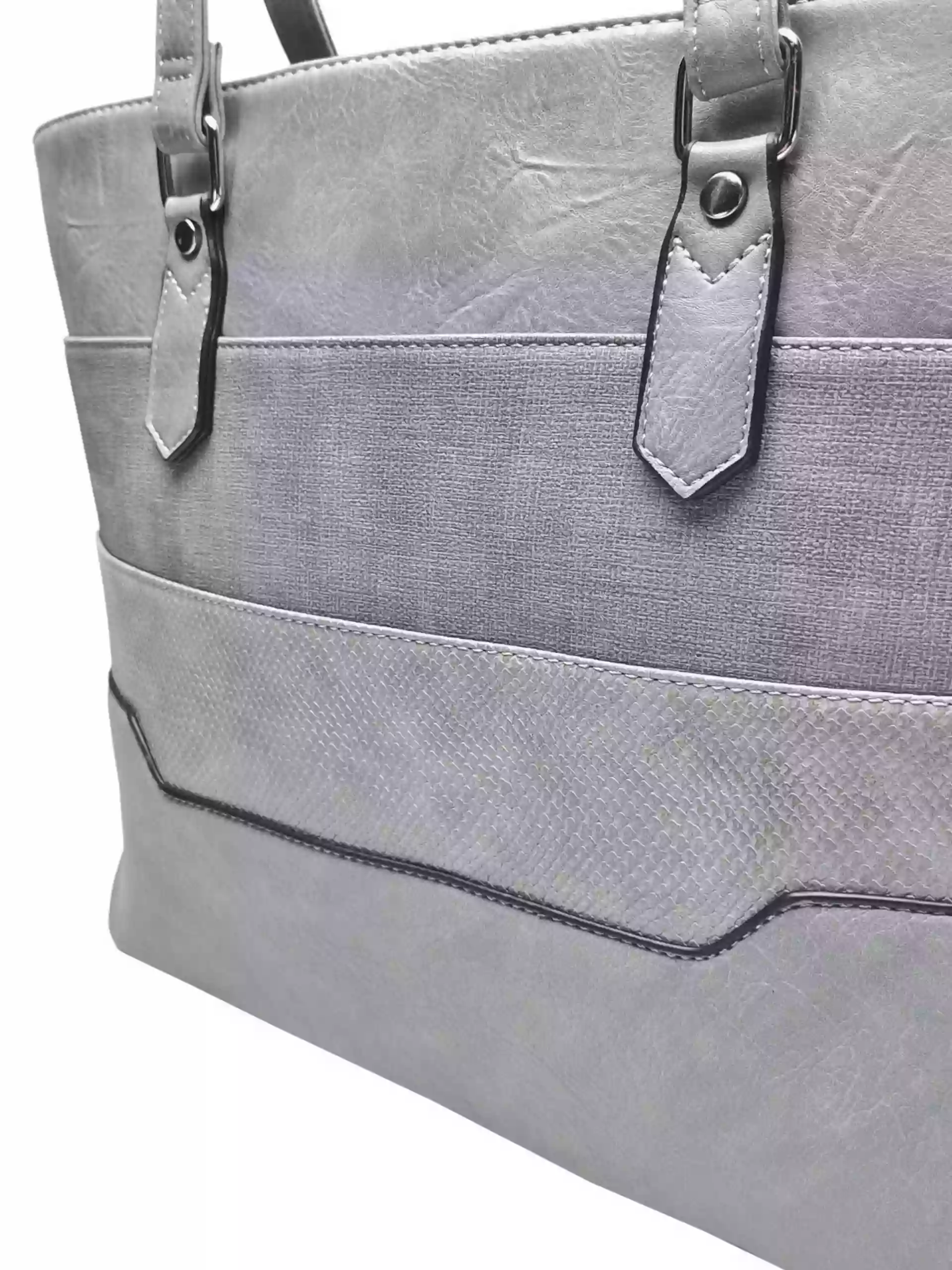 Středně šedá dámská kabelka přes rameno, Tapple, H190049, detail kabelky přes rameno