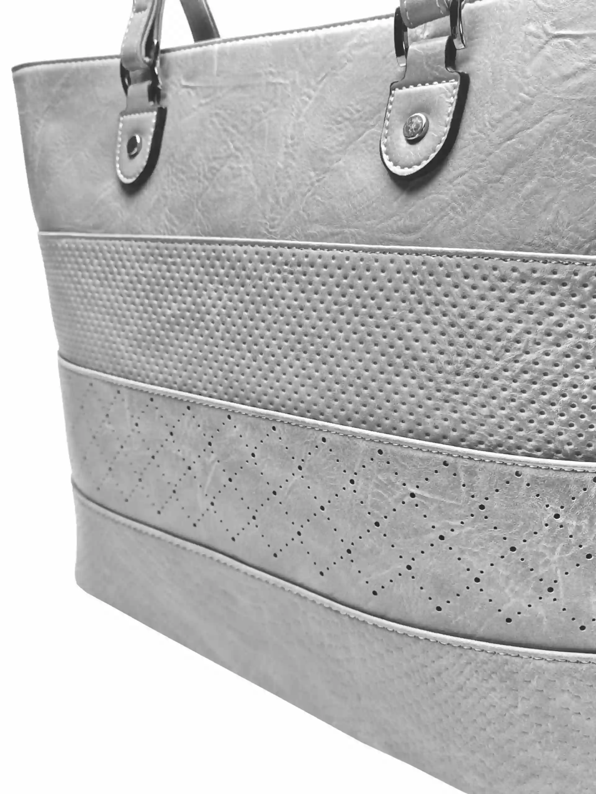 Světle šedá kabelka přes rameno se vzory, Tapple, H22922-1, detail kabelky přes rameno