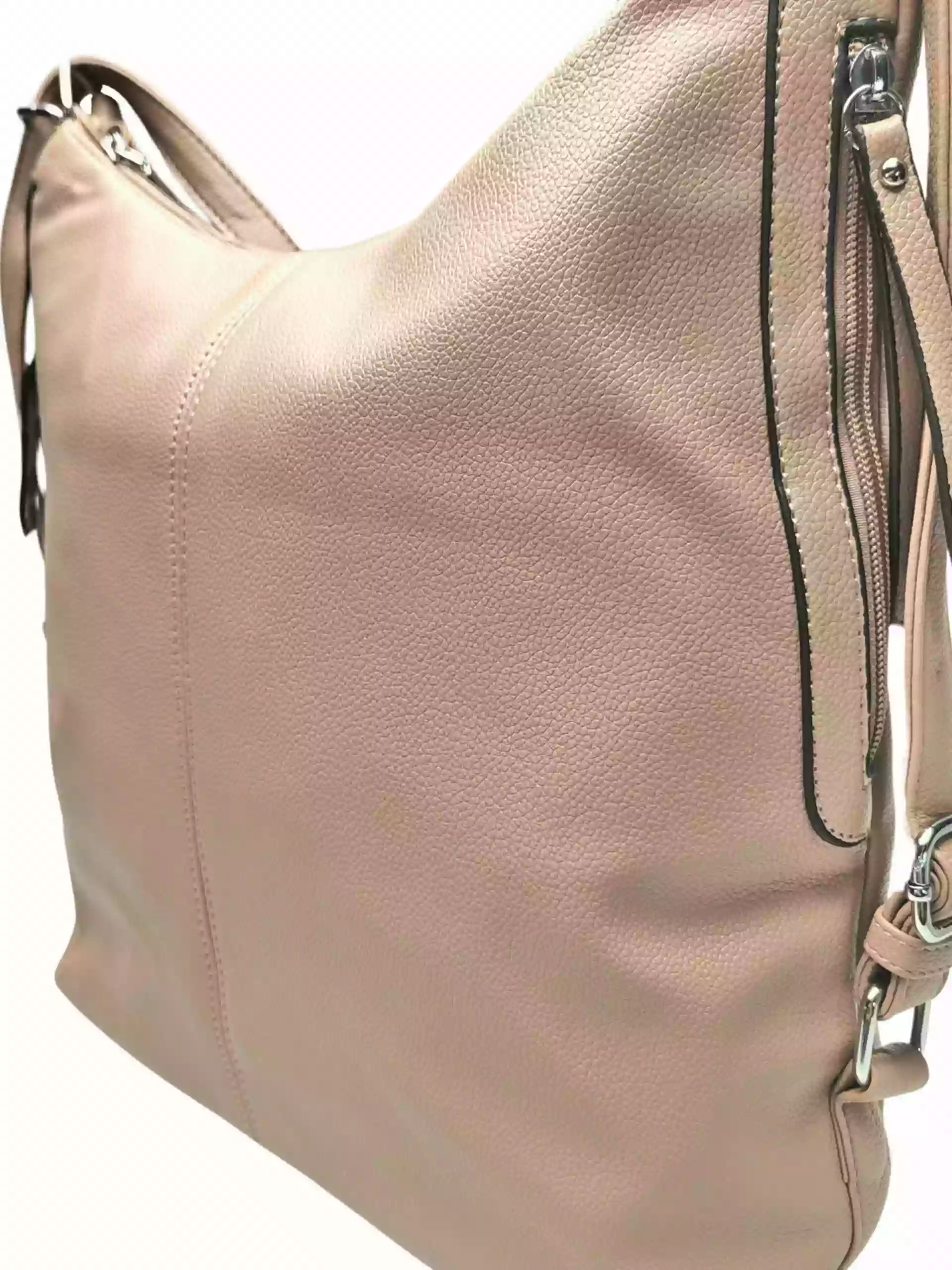 Velký světle hnědý kabelko-batoh s bočními kapsami, Tapple, 9314-3, detail kabelko-batohu