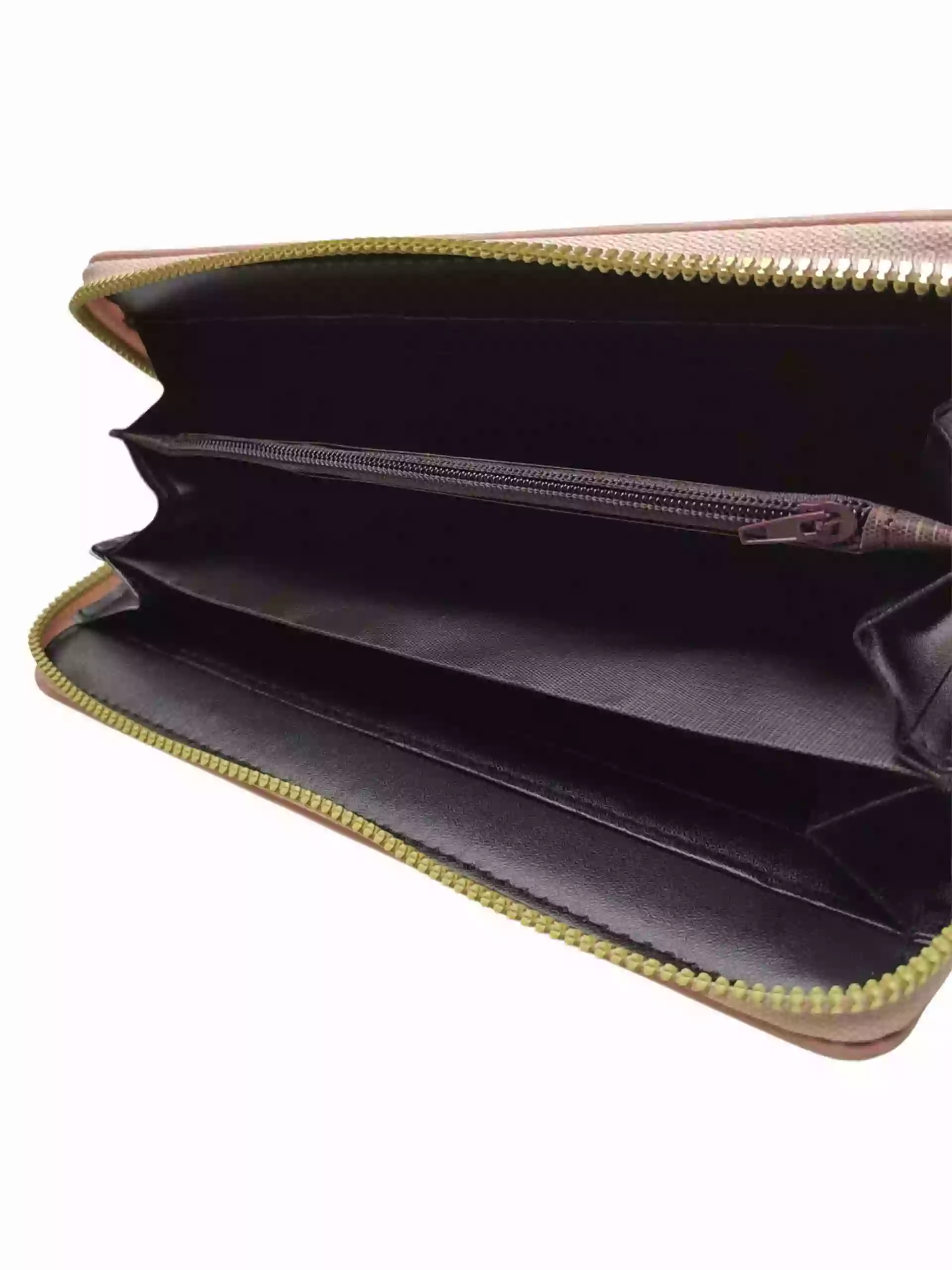 Světle růžová dámská peněženka s texturou, New Berry, C372-2, vnitřní uspořádání dámské peněženky