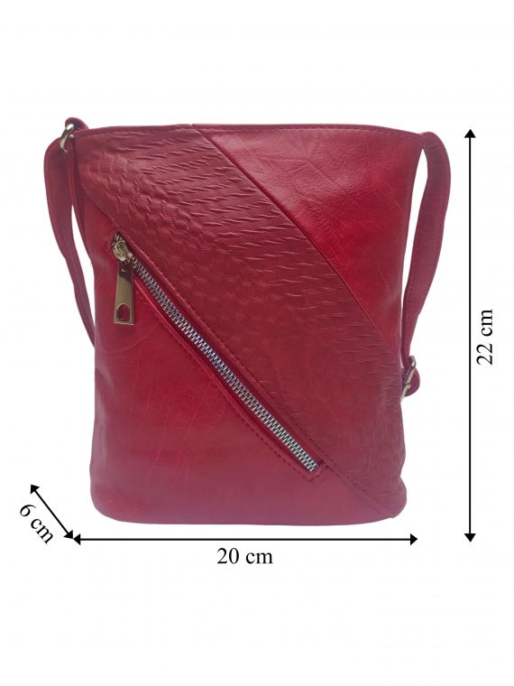 Mini crossbody kabelka se stylovou šikmou kapsou, Tapple, H17448, tmavě červená, přední strana crossbody kabelky s rozměry