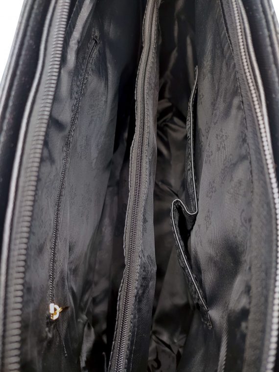 Stylová dámská kabelka se zlatými detaily, Sara Moda, 8138-1, černá, vnitřní uspořádání kabelky do ruky