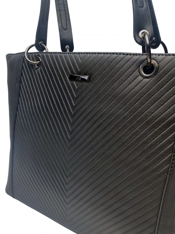 Velká dámská kabelka s pruhovými vzory, Ola, G-9212, černá, detail kabelky přes rameno