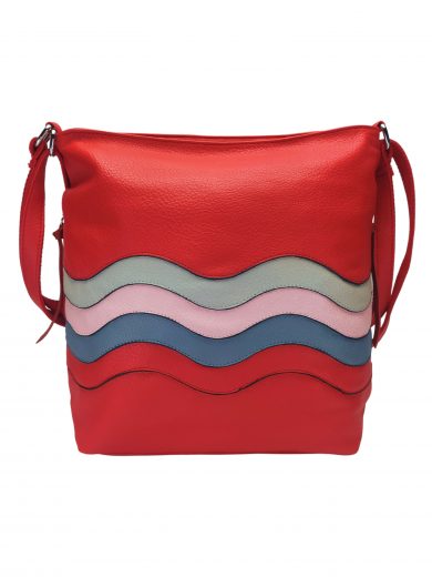 Střední červený kabelko-batoh 2v1 s praktickými bočními kapsami, Miss Moda, 980882, přední strana kabelko-batohu 2v1