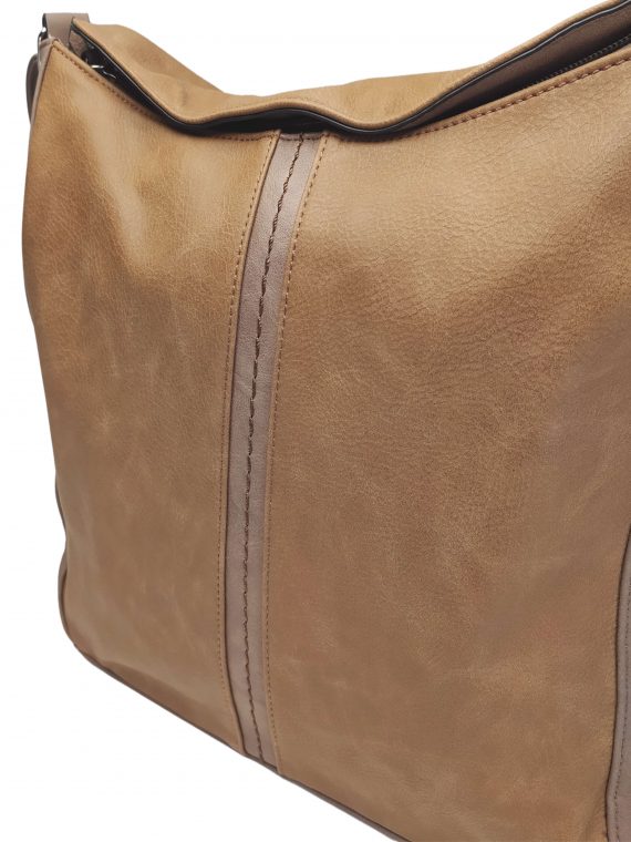 Velká středně hnědá crossbody kabelka s bočními kapsami, Tapple, H18037, detail crossbody kabelky