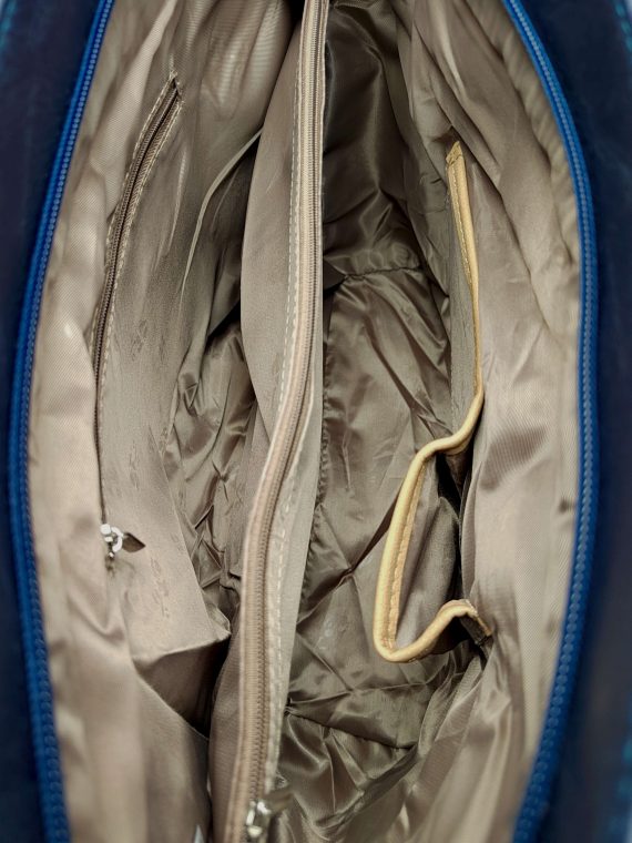 Tmavě modrá dámská kabelka přes rameno se vzorem, Tapple, H17409N, vnitřní uspořádání kabelky