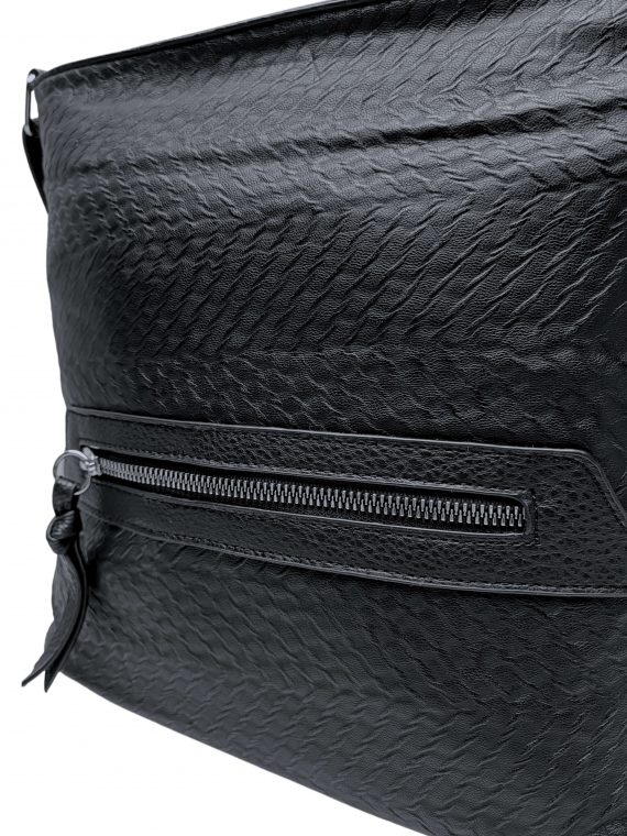 Černá crossbody kabelka s kapsou, Tapple, H20431, detail crossbody kabelky
