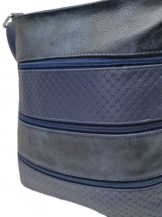 Tmavě modrá crossbody kabelka s kapsami, Tapple, H16086, detail crossbody kabelky