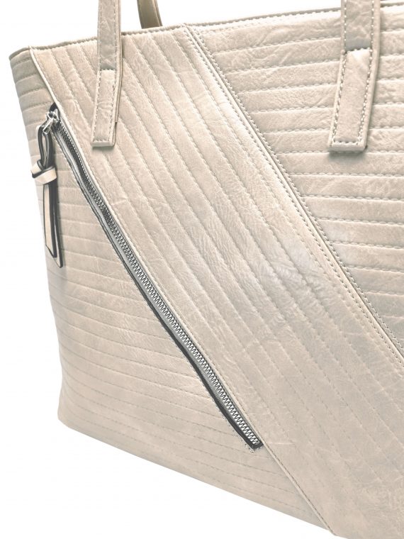 Béžová kabelka přes rameno s prošíváním, Tapple, H22411, detail kabelky přes rameno