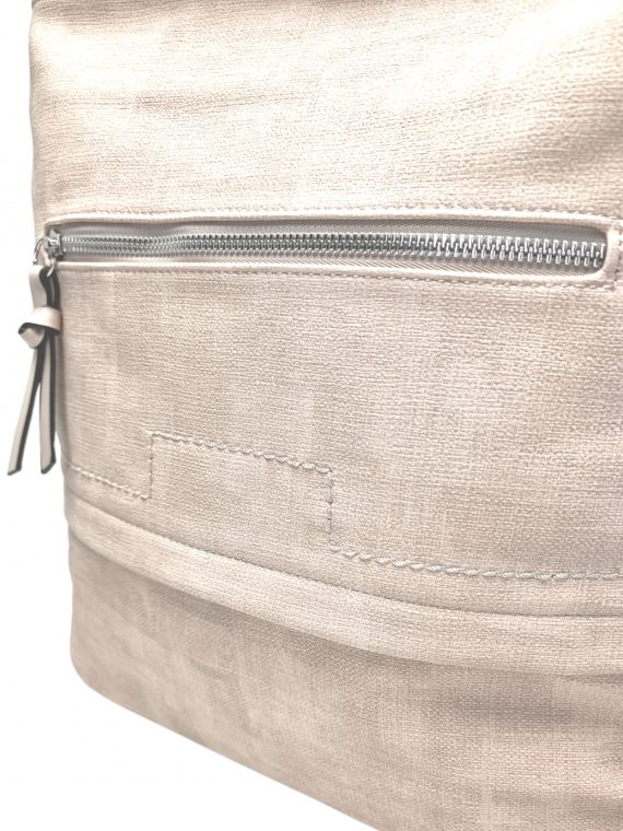 Střední béžový kabelko-batoh 2v1 s praktickou kapsou, Tapple, H190062, detail kabelko-batohu 2v1
