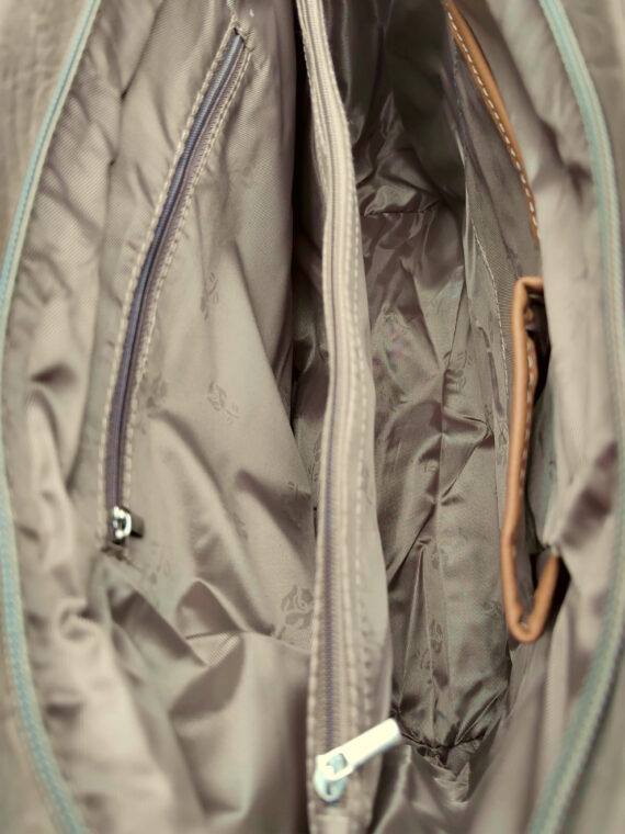 Světle hnědá kabelka přes rameno s šikmými vzory, Tapple, H190030, vnitřní uspořádání kabelky