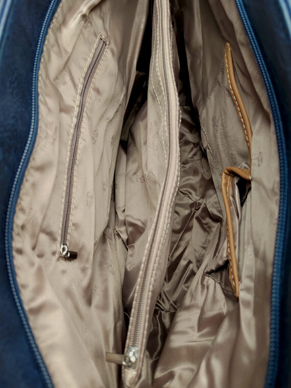 Tmavě modrá kabelka přes rameno s šikmými vzory, Tapple, H190030, vnitřní uspořádání kabelky