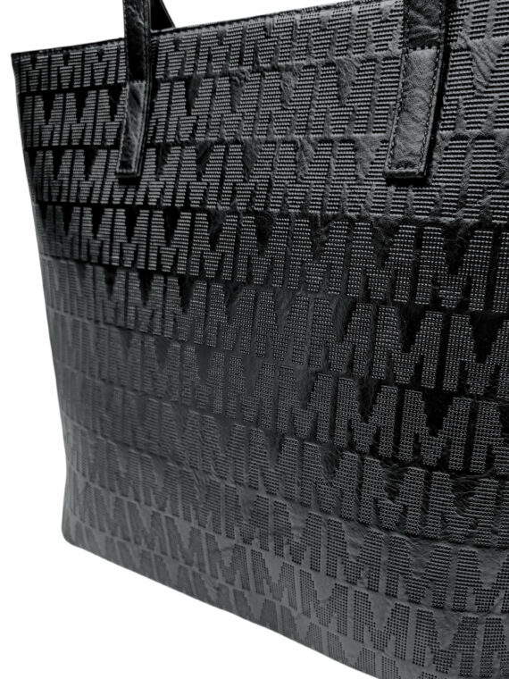 Velká černá kabelka přes rameno se vzorem, Tapple, H22409-1, detail kabelky přes rameno